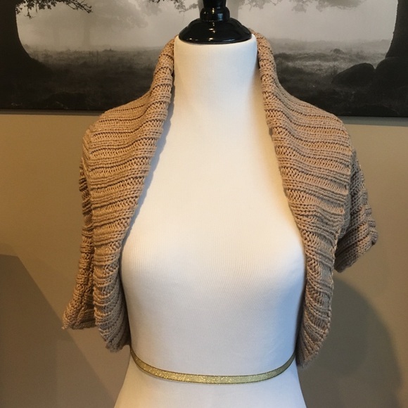 Bebe cropped open cardigan/ bolero