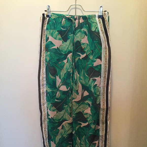 NWOT Victoria's Secret cover-up/ beach pant