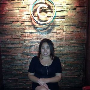 Meet your Posher, Yaniza