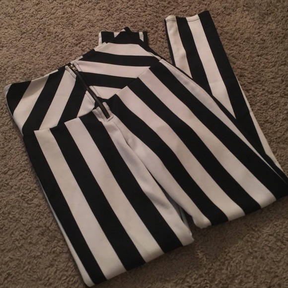 High waisted leggings