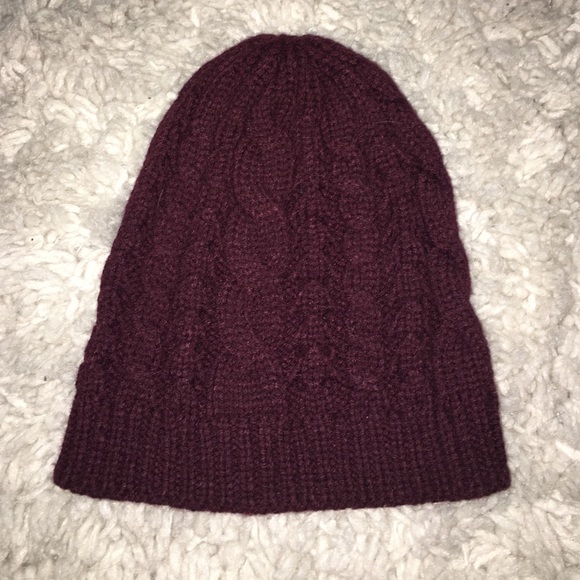 Maroon beanie