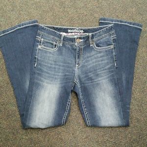 Maurices jeans