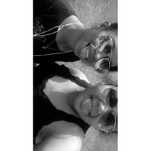 Meet your Posher, Whitney