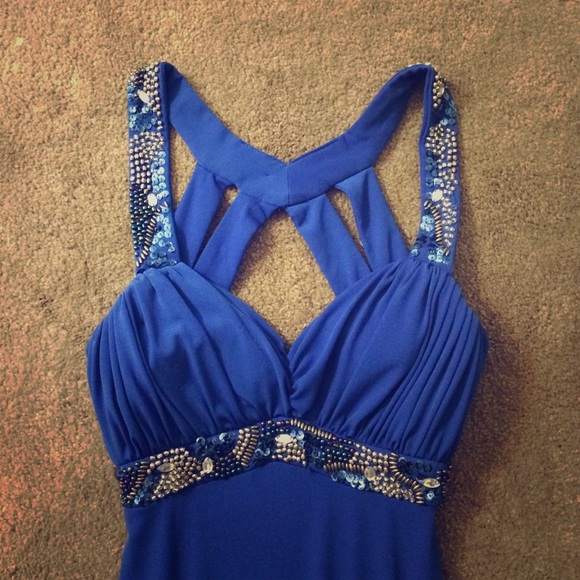 New sequinhearts dress never been worn size three