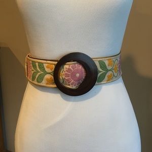 Kristin Kahle belt