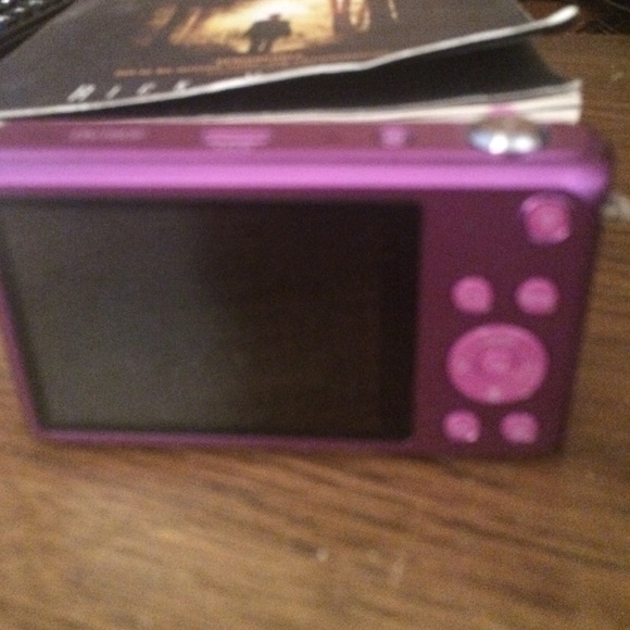 Camera with front facing camera - Picture 2 of 4
