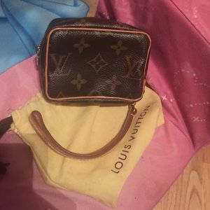 SOLD!! Wapity authentic Louis Vuitton