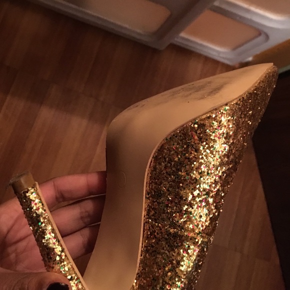 Shoes - Picture 3 of 3