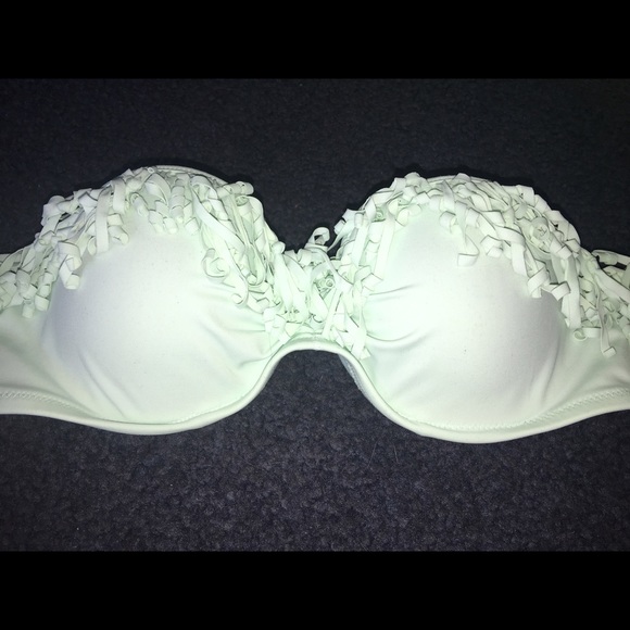 Victoria Secret bathing suit top - Picture 2 of 3