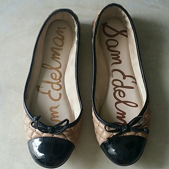 Sam Edelman Black and Tan flats size 9
