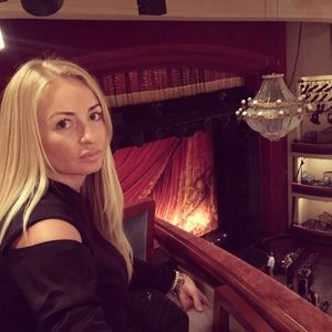 Meet your Posher, Lana