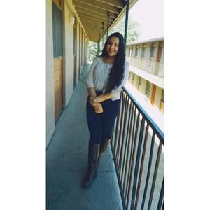 Meet your Posher, Janett