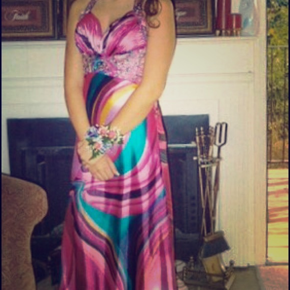 Homecoming dress. Only worn once! - Picture 1 of 2
