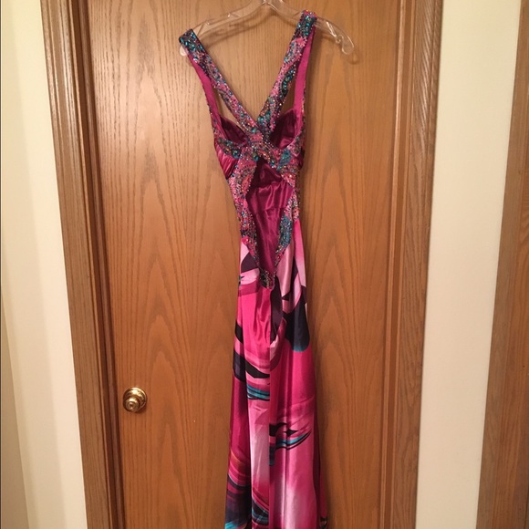 Homecoming dress. Only worn once! - Picture 2 of 2