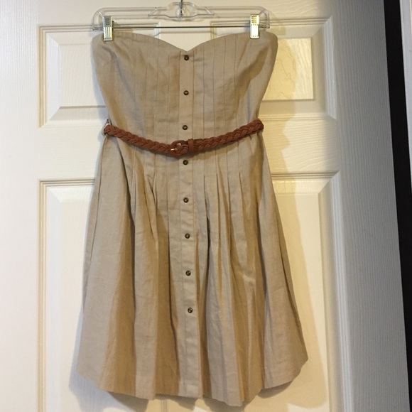 Cute strapless button down dress