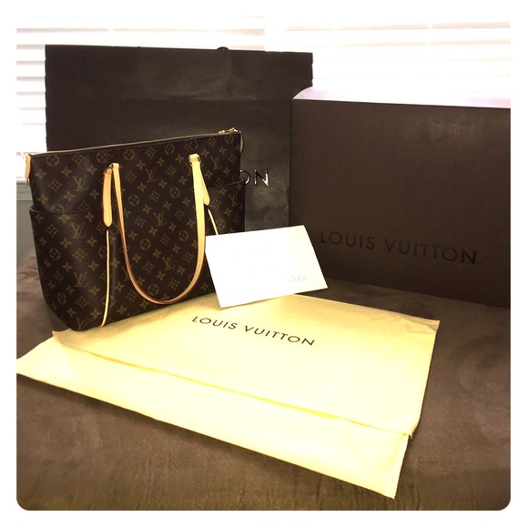 😭SOLD! Brand New 2016 LV Totally MM