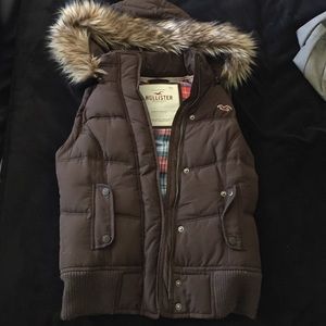 Hollister Vest