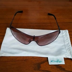 Last chance!!!! Oakley distress purple orchid