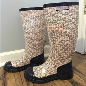 vineyard vines rain boots