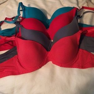 4 Bras 34B