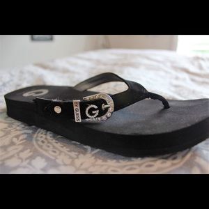 Guess thong sandals