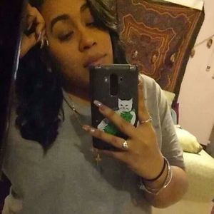 Meet your Posher, Lellie