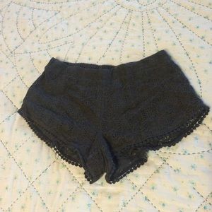 Lace festival shorts