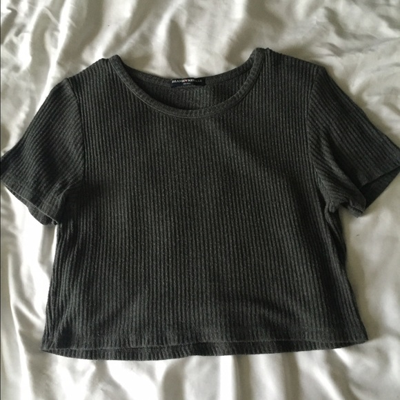 Ribbed crop top - Picture 2 of 2