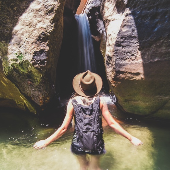 Meet your Posher, Brittany - Picture 5 of 8