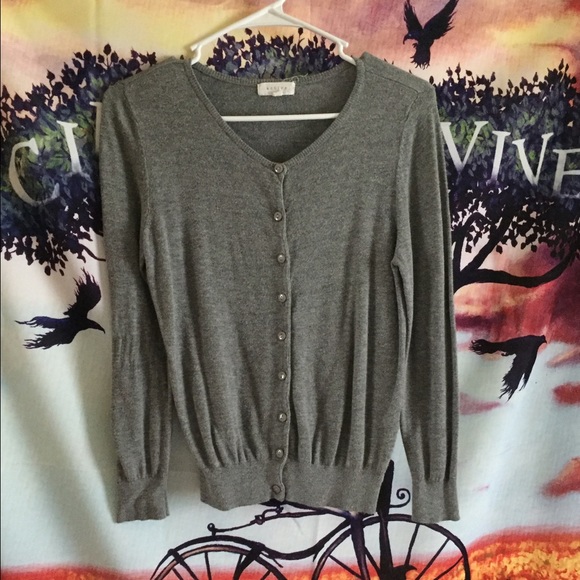 Cardigan - Picture 2 of 2