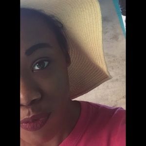 Meet your Posher, Erin