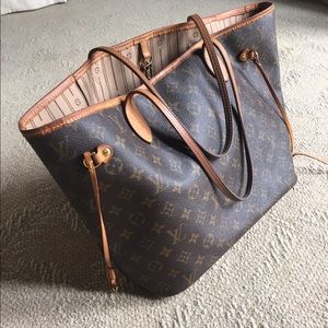 Louis Vuitton never full tote medium