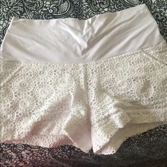 White maternity shorts