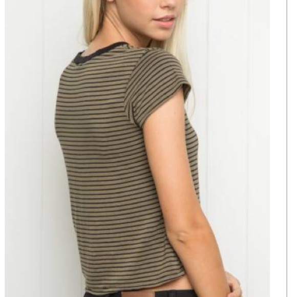 Brandy Melville Striped Shirt - Picture 4 of 4