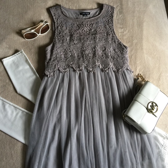 Lace & net tunic top