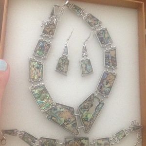 Necklace/Earring/Bracelet set.-