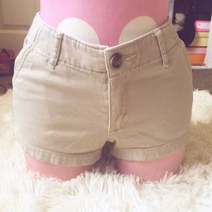 Khaki Hollister shorts