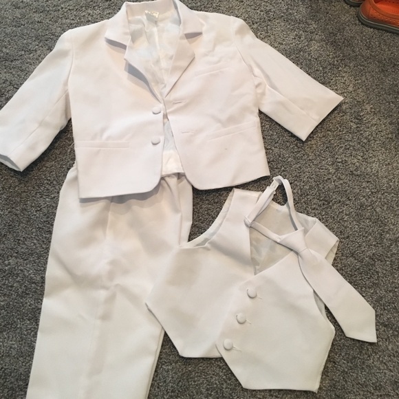 12 months white tuxedo