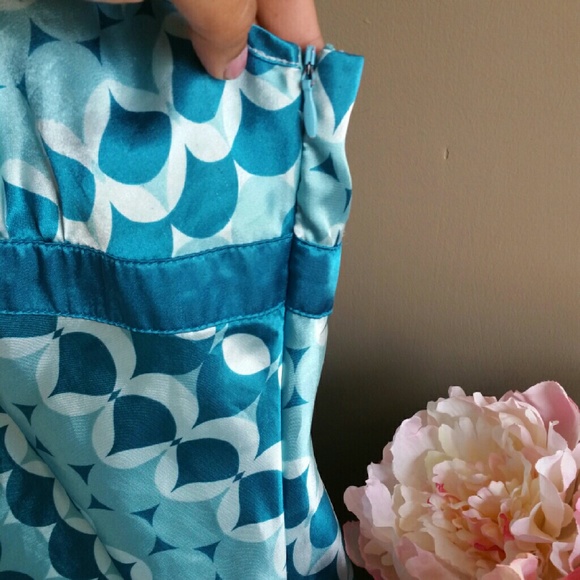 Blouse in perfect condition - Picture 3 of 3