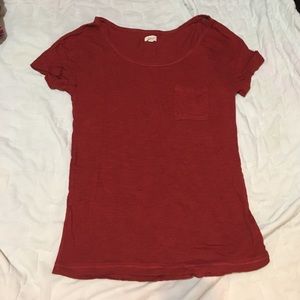 ✨ Scoop neck pocket tee