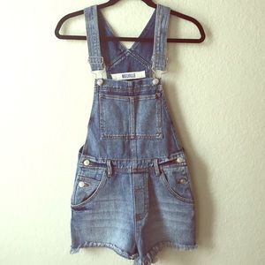 Brandy Melville Overalls size xs