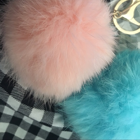 Ice blue Rabbit Fur Keychain - Picture 4 of 4