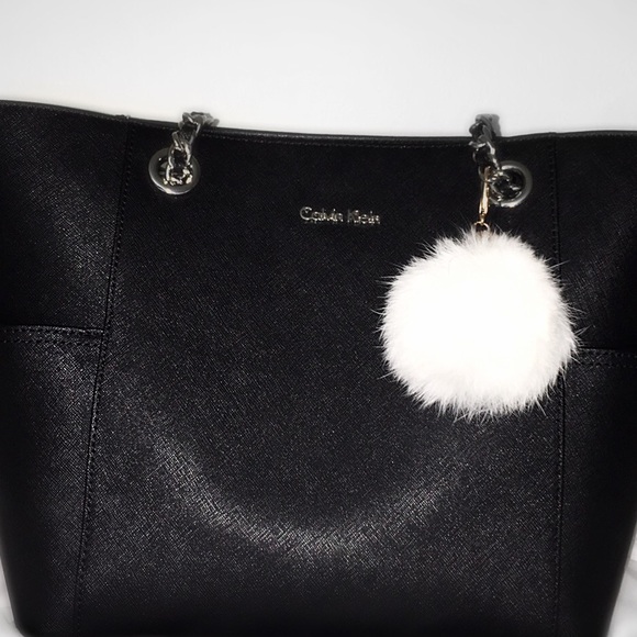 Accessories - WHITE FAUX FURBALL KEYCHAIN