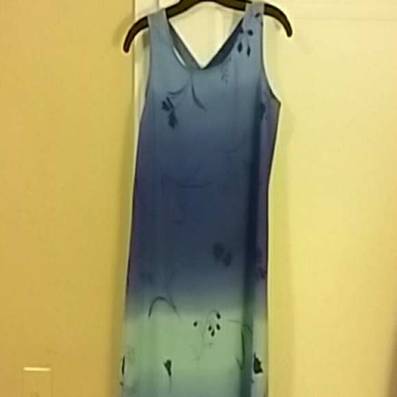 Lovely summer brought from dress.com. Only worn 1