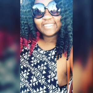 Meet your Posher, Naomi