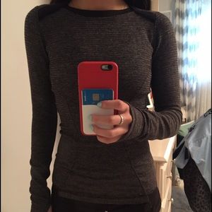 BRAND NEW FLEECE LINED LULULEMON LONG SLEEVE