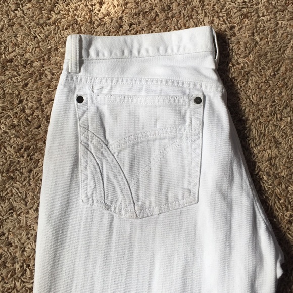 Calvin Klein cropped white jeans Size 12