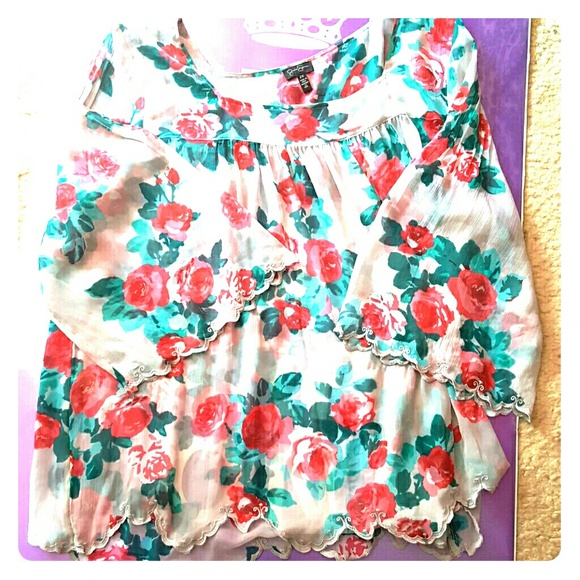 Jessica Simpson Top