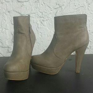 Madden Girl Grayish Green Heels