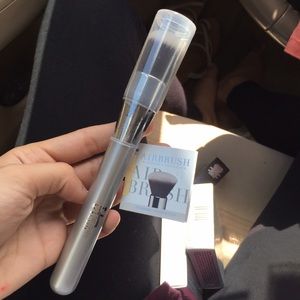 iT Cosmetics Airbrush Foundation Brush